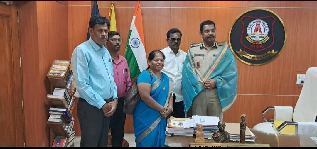 ஸ்ரீ லட்சுமி திருமண சேவை நினைவு படம்